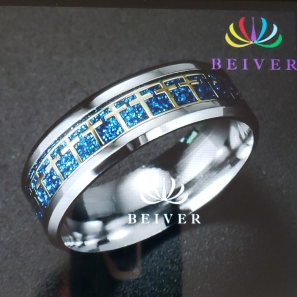 Women's Titanium Steel Cross Ring - Picture 2 of 5